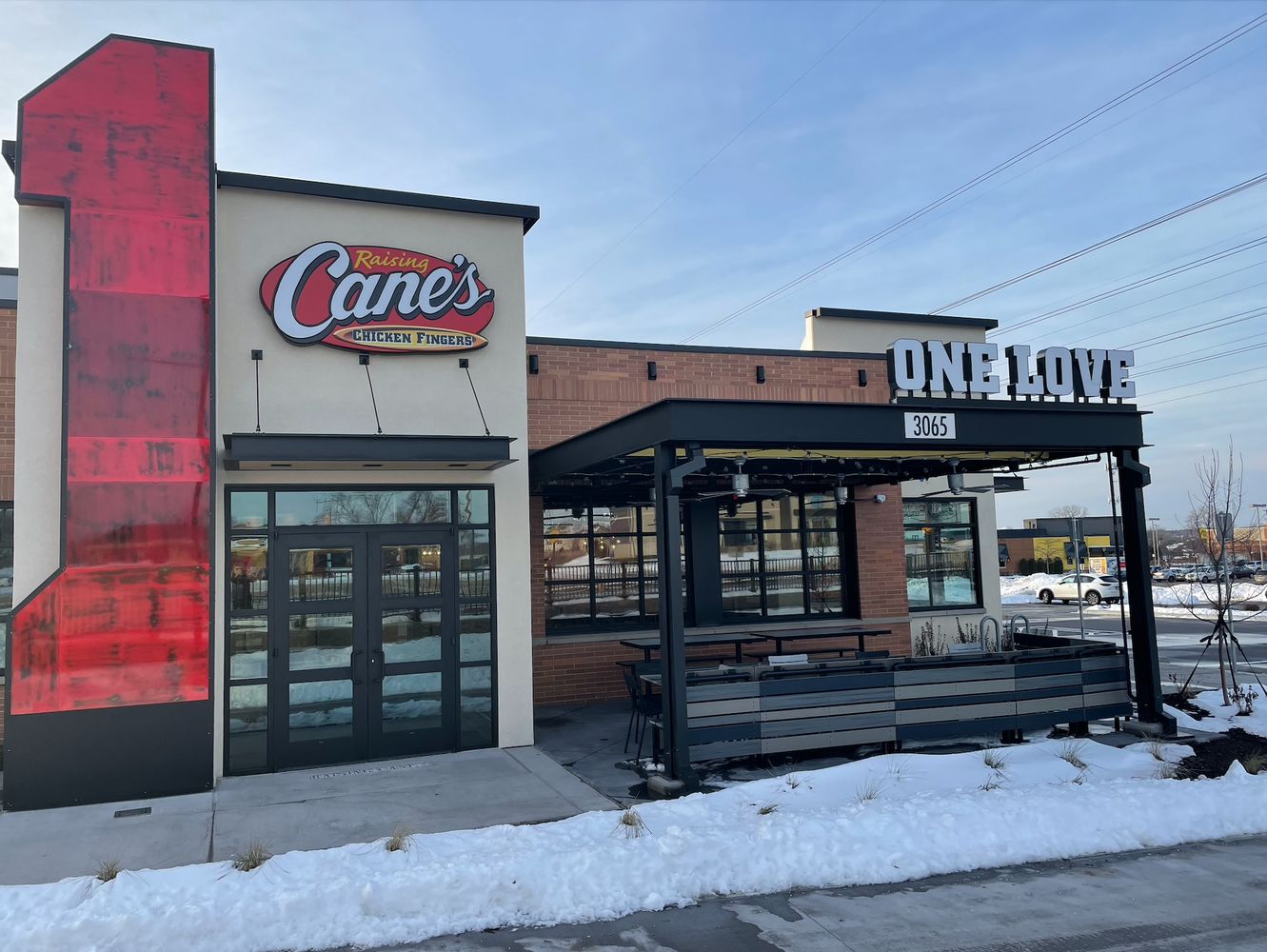 Raising Cane's Chicken Fingers: 3065 White Bear Ave N, Maplewood, MN 55109